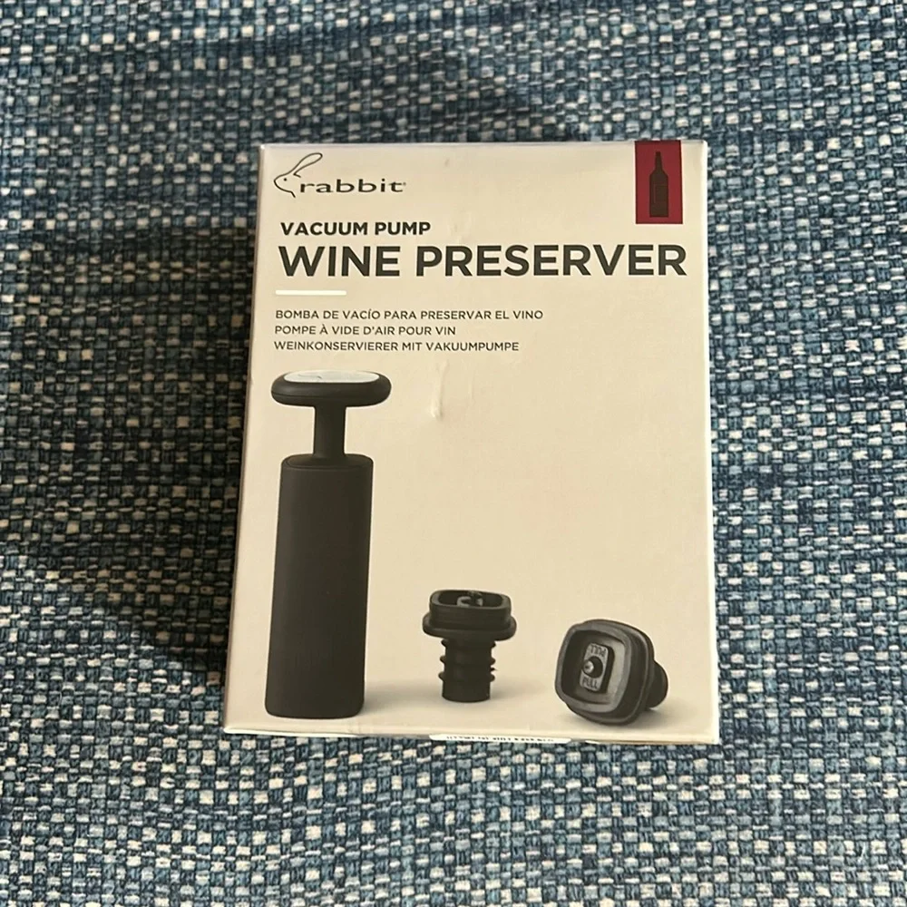 Rabbit Wine Preserver
